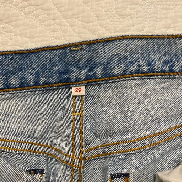 Levi’s 501 Shorts - Picture 9 of 9